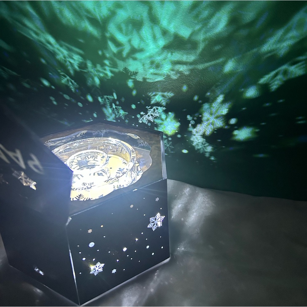 Pandora Christmas Gift Jewelry Box - Picture 14 of 16